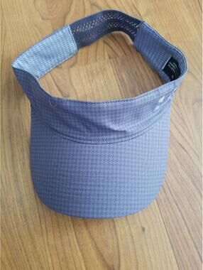 Under Armour Womens Visor Gray OSFA